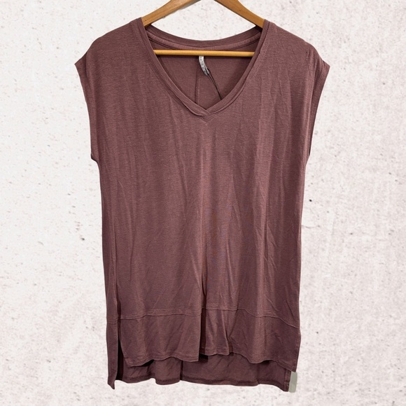 Z Supply Purple Sleeveless Muscle Tee - Picture 1 of 4